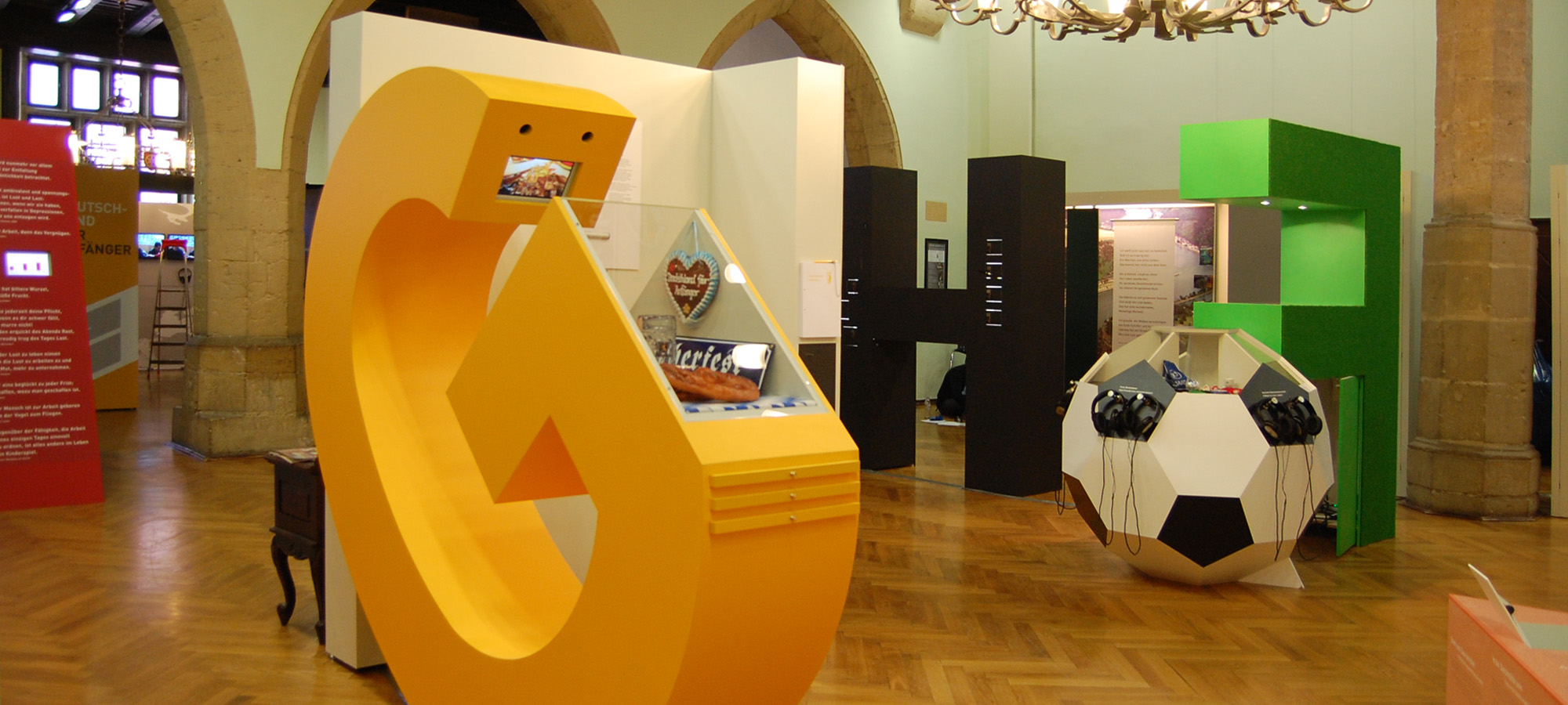 Wanderausstellung - Deutschland für Anfänger